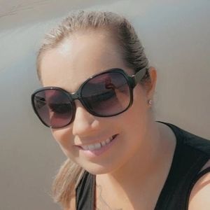 Meet your Posher, Helen